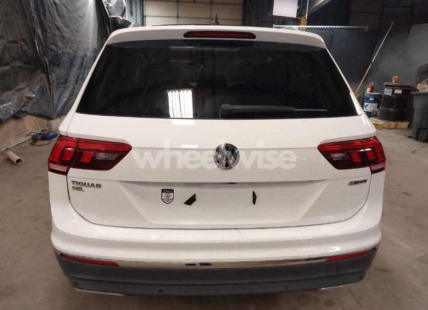 Photo 15 of 2021 Volkswagen Tiguan 2.0T SE/2.0T SE R-LINE BLACK/2.0T SEL (VIN 3VV2B7AX1MM021418)