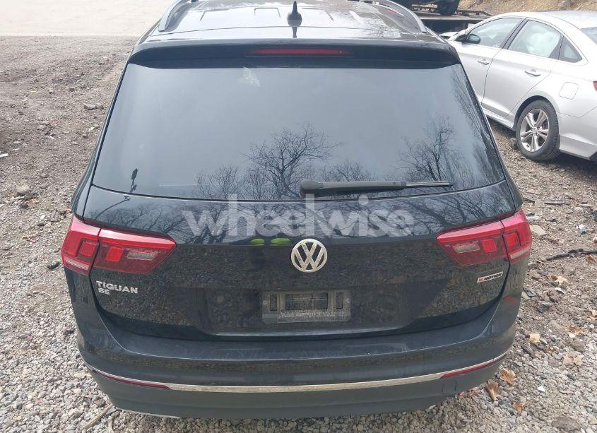Photo 16 of 2021 Volkswagen Tiguan 2.0T SE/2.0T SE R-LINE BLACK/2.0T SEL (VIN 3VV2B7AX1MM021516)