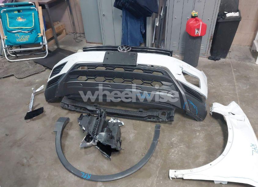 Photo 12 of 2021 Volkswagen Tiguan (VIN 3VV2B7AX1MM142501)