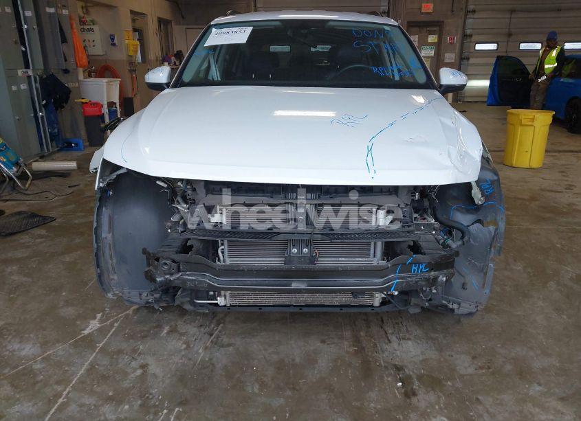 Photo 6 of 2021 Volkswagen Tiguan (VIN 3VV2B7AX1MM142501)