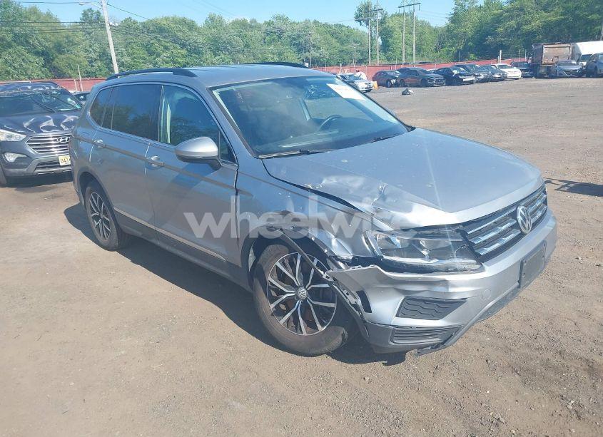 2021 Volkswagen Tiguan 2.0T SE/2.0T SE R-LINE BLACK/2.0T SEL (VIN 3VV2B7AX1MM142823) main photo