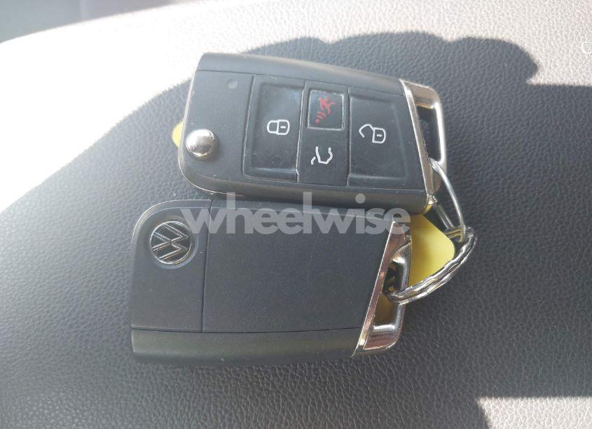 Photo 11 of 2021 Volkswagen Tiguan 2.0T SE/2.0T SE R-LINE BLACK/2.0T SEL (VIN 3VV2B7AX1MM142823)