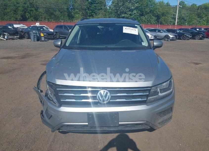 Photo 12 of 2021 Volkswagen Tiguan 2.0T SE/2.0T SE R-LINE BLACK/2.0T SEL (VIN 3VV2B7AX1MM142823)