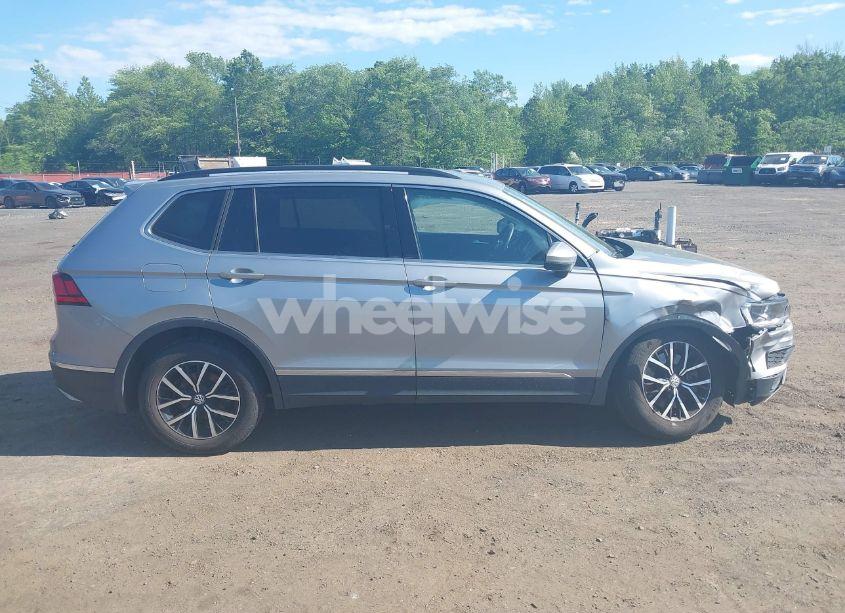 Photo 13 of 2021 Volkswagen Tiguan 2.0T SE/2.0T SE R-LINE BLACK/2.0T SEL (VIN 3VV2B7AX1MM142823)