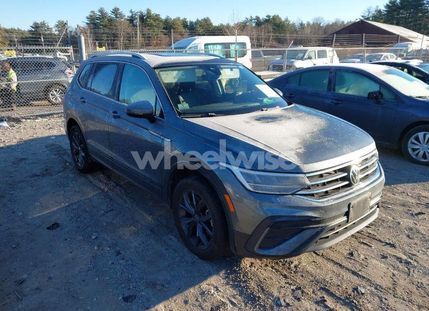 2022 Volkswagen Tiguan 2.0T SE (VIN 3VV2B7AX1NM056185) main photo