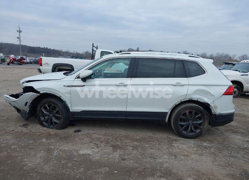 Photo 14 of 2022 Volkswagen Tiguan 2.0T SE (VIN 3VV2B7AX1NM130611)