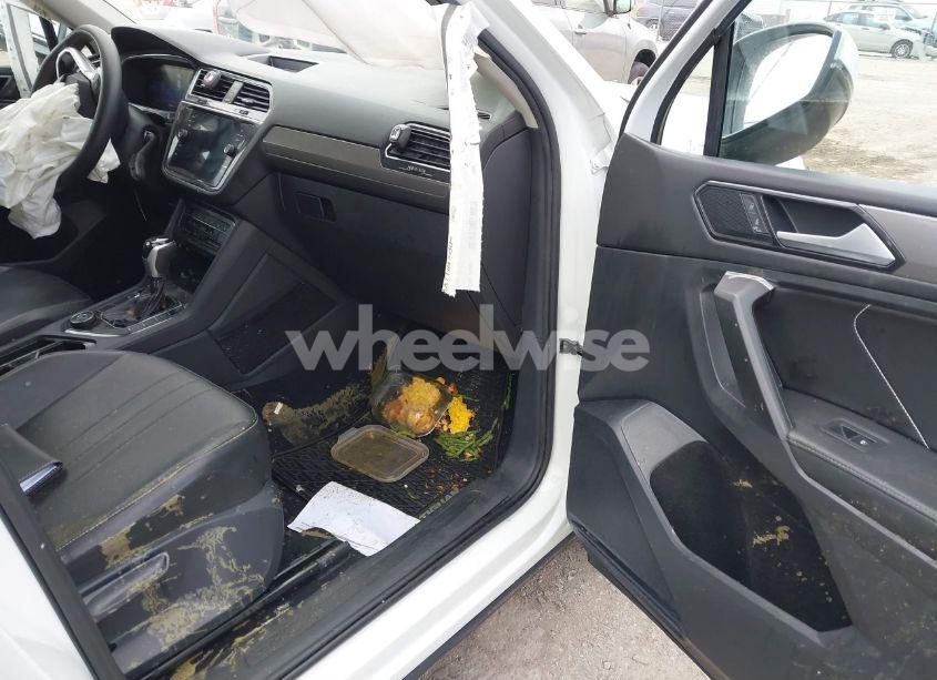 Photo 5 of 2022 Volkswagen Tiguan 2.0T SE (VIN 3VV2B7AX1NM130611)