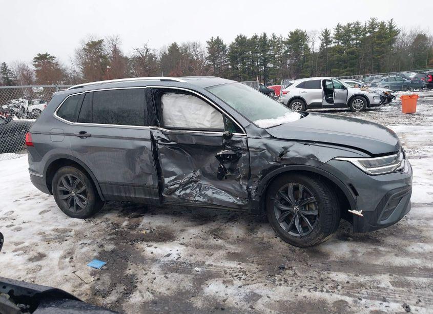 Photo 13 of 2022 Volkswagen Tiguan 2.0T SE (VIN 3VV2B7AX1NM171823)