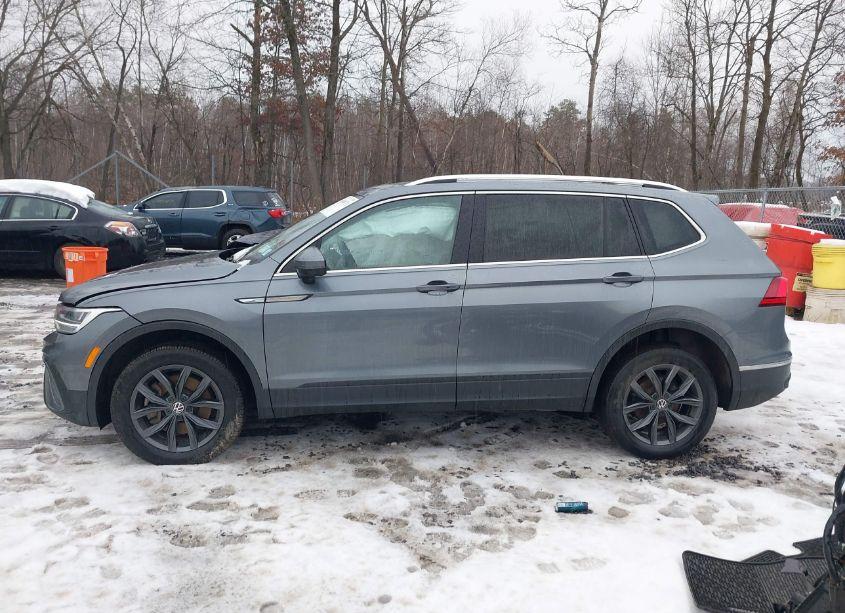 Photo 14 of 2022 Volkswagen Tiguan 2.0T SE (VIN 3VV2B7AX1NM171823)