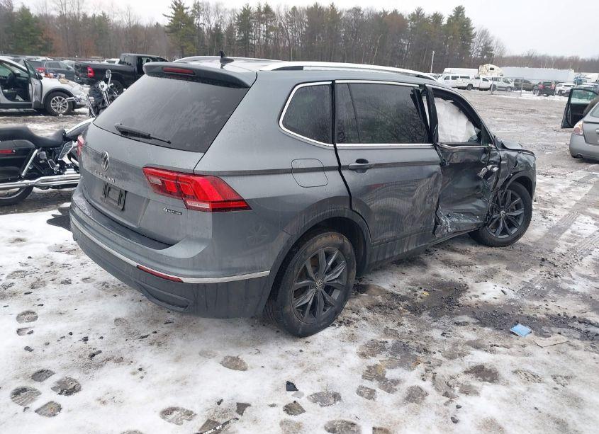 Photo 4 of 2022 Volkswagen Tiguan 2.0T SE (VIN 3VV2B7AX1NM171823)