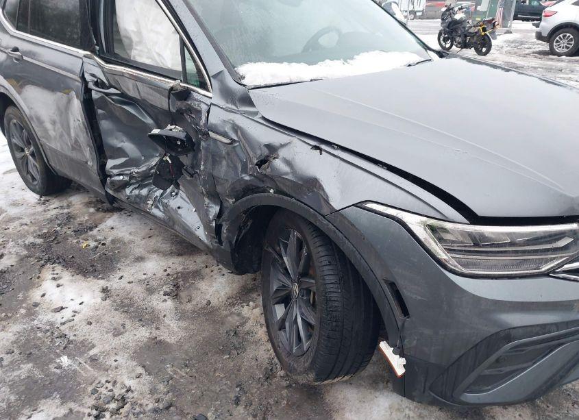 Photo 6 of 2022 Volkswagen Tiguan 2.0T SE (VIN 3VV2B7AX1NM171823)