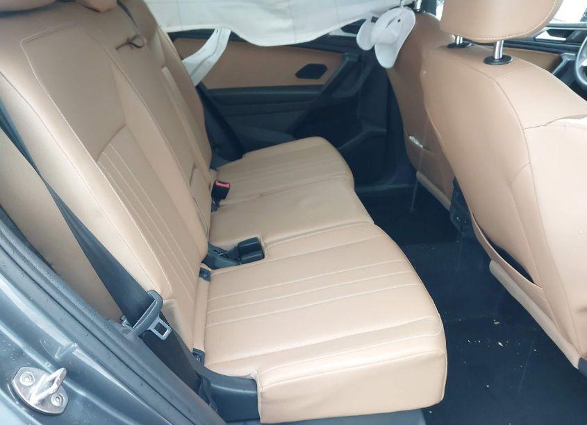 Photo 8 of 2022 Volkswagen Tiguan 2.0T SE (VIN 3VV2B7AX1NM171823)