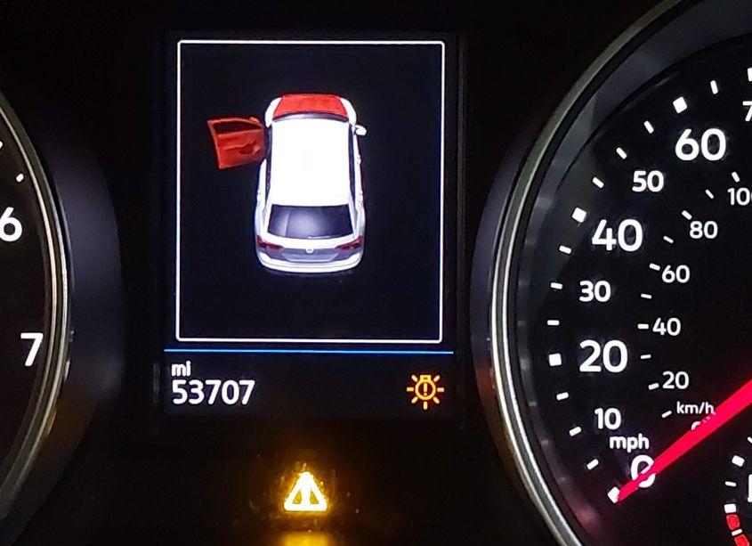 Photo 16 of 2019 Volkswagen Tiguan 2.0T SE/2.0T SEL/2.0T SEL R-LINE/2.0T SEL R-LINE BLACK (VIN 3VV2B7AX2KM026205)