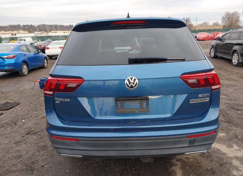 Photo 16 of 2019 Volkswagen Tiguan 2.0T SE/2.0T SEL/2.0T SEL R-LINE/2.0T SEL R-LINE BLACK (VIN 3VV2B7AX2KM069331)