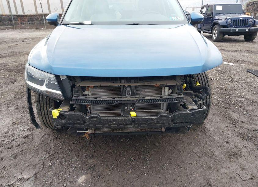 Photo 6 of 2019 Volkswagen Tiguan 2.0T SE/2.0T SEL/2.0T SEL R-LINE/2.0T SEL R-LINE BLACK (VIN 3VV2B7AX2KM069331)