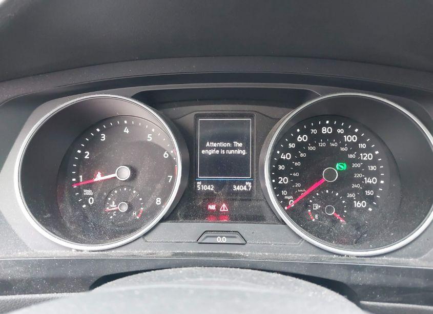 Photo 7 of 2019 Volkswagen Tiguan 2.0T SE/2.0T SEL/2.0T SEL R-LINE/2.0T SEL R-LINE BLACK (VIN 3VV2B7AX2KM069331)