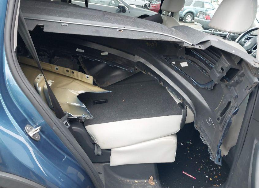 Photo 8 of 2019 Volkswagen Tiguan 2.0T SE/2.0T SEL/2.0T SEL R-LINE/2.0T SEL R-LINE BLACK (VIN 3VV2B7AX2KM069331)