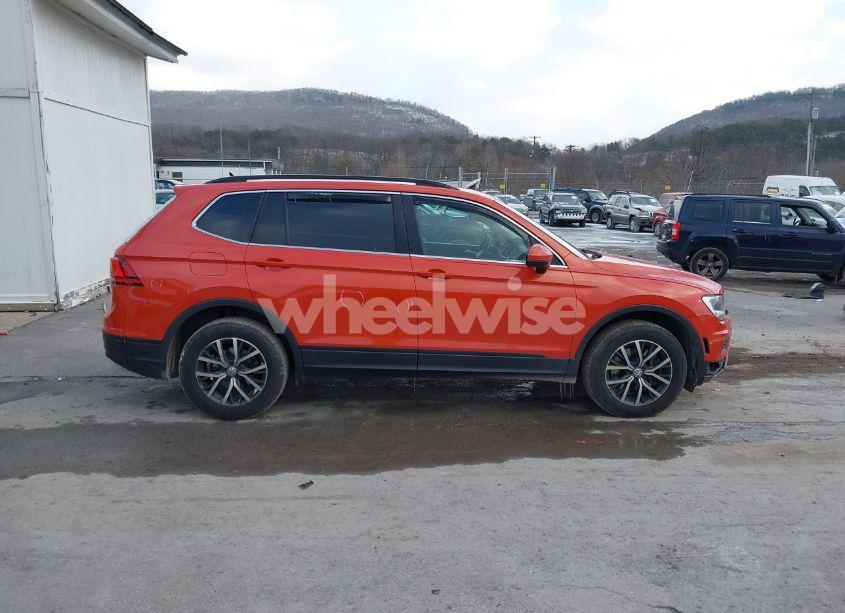 Photo 14 of 2019 Volkswagen Tiguan 2.0T SE/2.0T SEL/2.0T SEL R-LINE/2.0T SEL R-LINE BLACK (VIN 3VV2B7AX2KM076487)