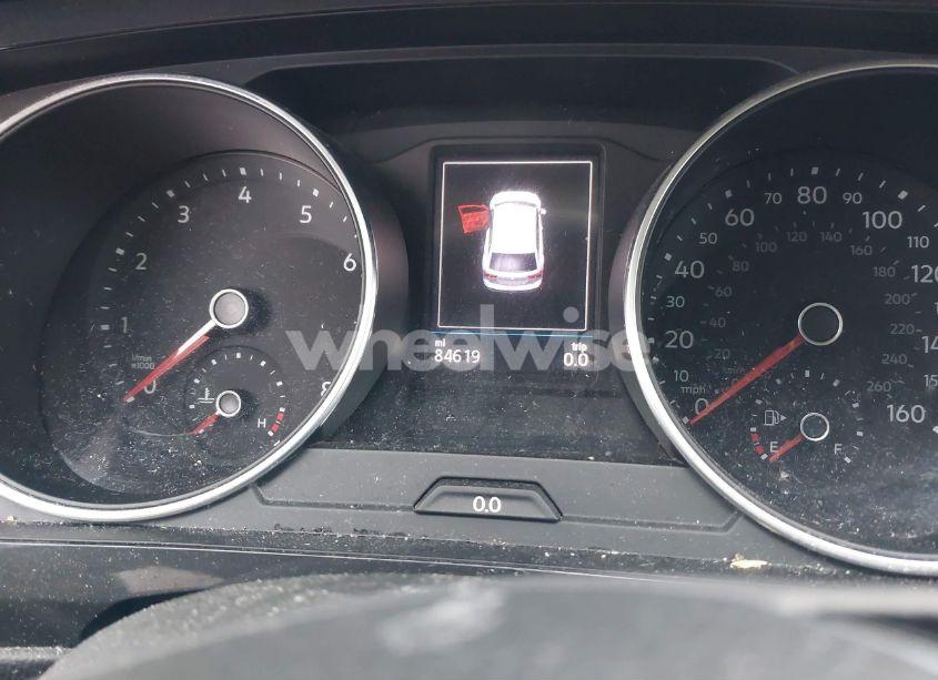 Photo 7 of 2019 Volkswagen Tiguan 2.0T SE/2.0T SEL/2.0T SEL R-LINE/2.0T SEL R-LINE BLACK (VIN 3VV2B7AX2KM106118)