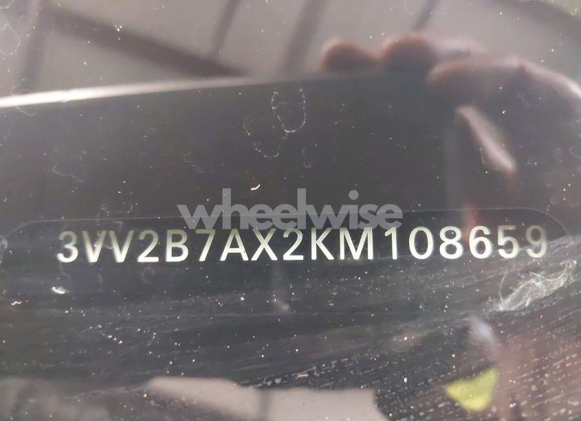 Photo 17 of 2019 Volkswagen Tiguan 2.0T SE/2.0T SEL/2.0T SEL R-LINE/2.0T SEL R-LINE BLACK (VIN 3VV2B7AX2KM108659)