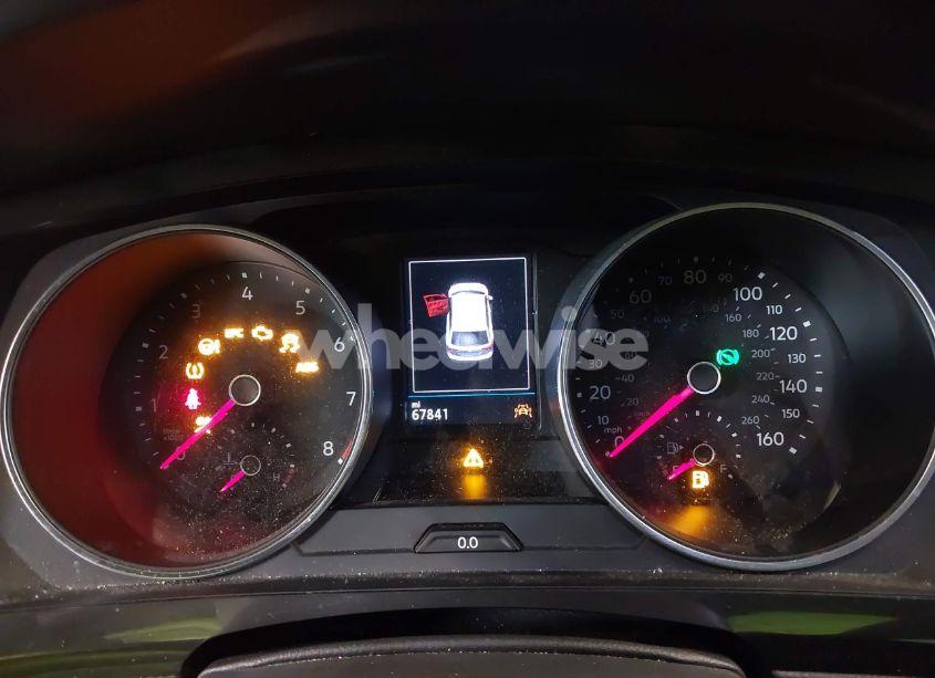 Photo 7 of 2019 Volkswagen Tiguan 2.0T SE/2.0T SEL/2.0T SEL R-LINE/2.0T SEL R-LINE BLACK (VIN 3VV2B7AX2KM108659)