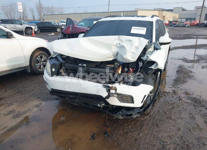 Photo 6 of 2020 Volkswagen Tiguan 2.0T SE/2.0T SE R-LINE BLACK/2.0T SEL (VIN 3VV2B7AX2LM014119)