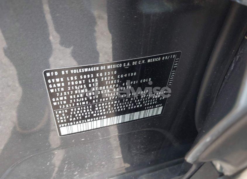 Photo 9 of 2020 Volkswagen Tiguan 2.0T SE/2.0T SE R-LINE BLACK/2.0T SEL (VIN 3VV2B7AX2LM030790)