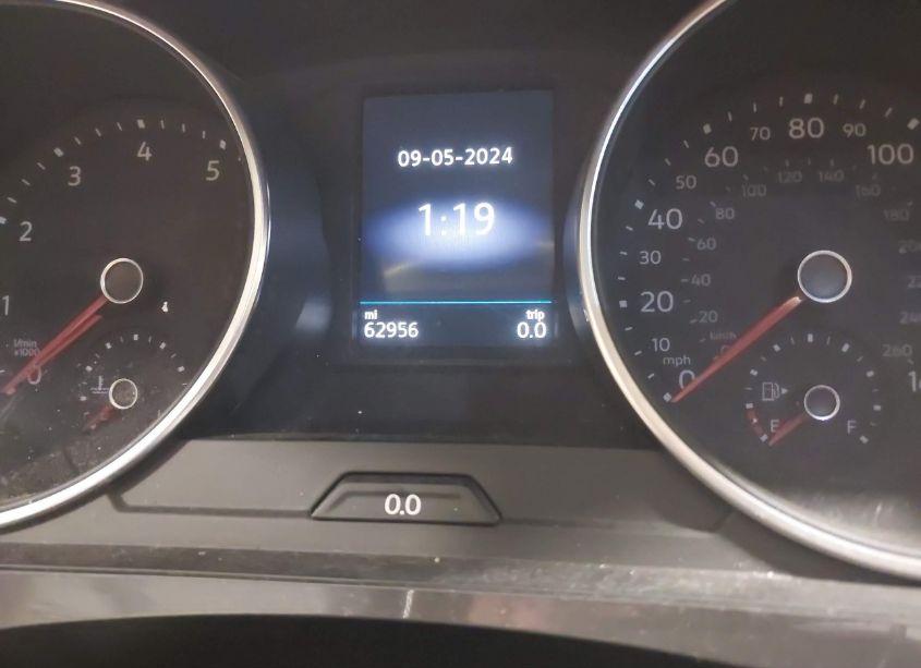 Photo 15 of 2020 Volkswagen Tiguan 2.0T SE/2.0T SE R-LINE BLACK/2.0T SEL (VIN 3VV2B7AX2LM117623)