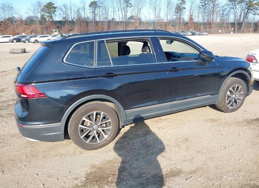 Photo 4 of 2021 Volkswagen Tiguan 2.0T SE/2.0T SE R-LINE BLACK/2.0T SEL (VIN 3VV2B7AX2MM012212)