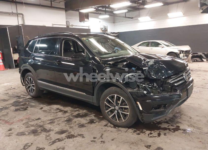 2021 Volkswagen Tiguan 2.0T SE/2.0T SE R-LINE BLACK/2.0T SEL (VIN 3VV2B7AX2MM015496) main photo