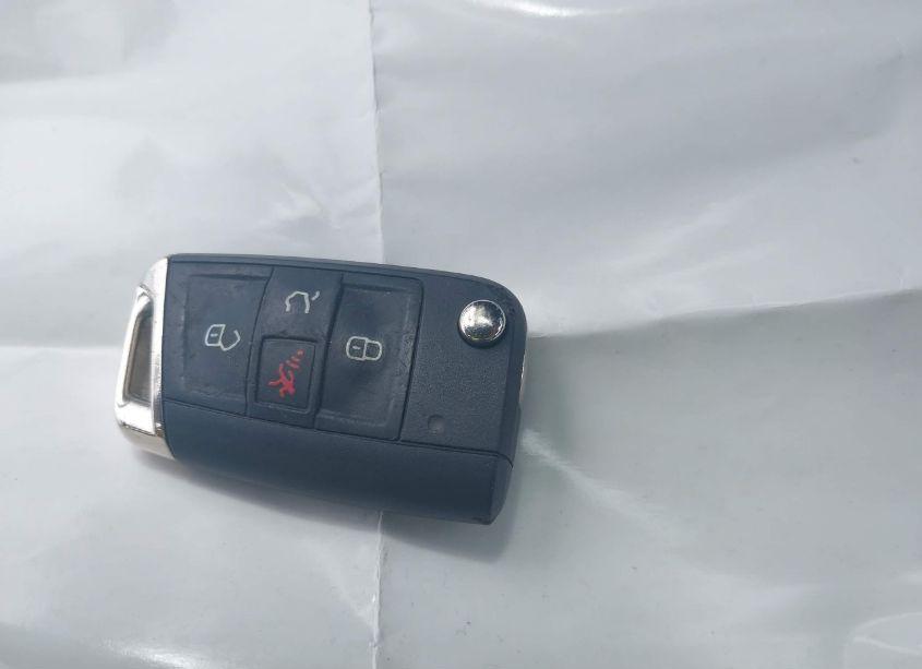 Photo 11 of 2021 Volkswagen Tiguan 2.0T SE/2.0T SE R-LINE BLACK/2.0T SEL (VIN 3VV2B7AX2MM064052)