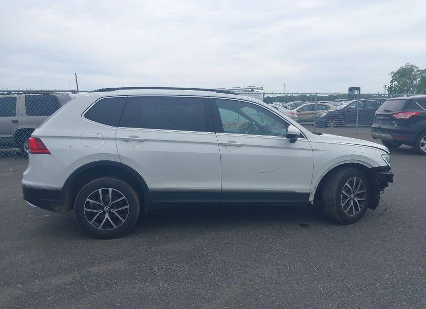 Photo 13 of 2021 Volkswagen Tiguan 2.0T SE/2.0T SE R-LINE BLACK/2.0T SEL (VIN 3VV2B7AX2MM064052)