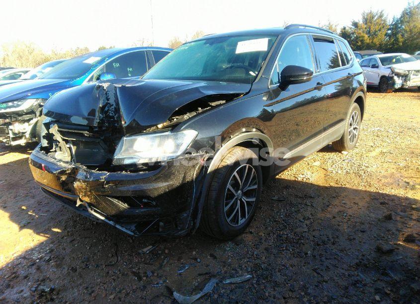 Photo 2 of 2021 Volkswagen Tiguan 2.0T SE/2.0T SE R-LINE BLACK/2.0T SEL (VIN 3VV2B7AX2MM078856)