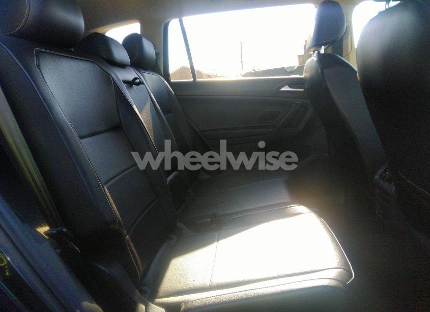 Photo 8 of 2021 Volkswagen Tiguan 2.0T SE/2.0T SE R-LINE BLACK/2.0T SEL (VIN 3VV2B7AX2MM078856)