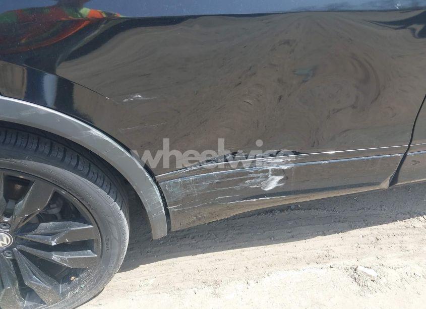 Photo 6 of 2021 Volkswagen Tiguan 2.0T SE/2.0T SE R-LINE BLACK/2.0T SEL (VIN 3VV2B7AX2MM133449)