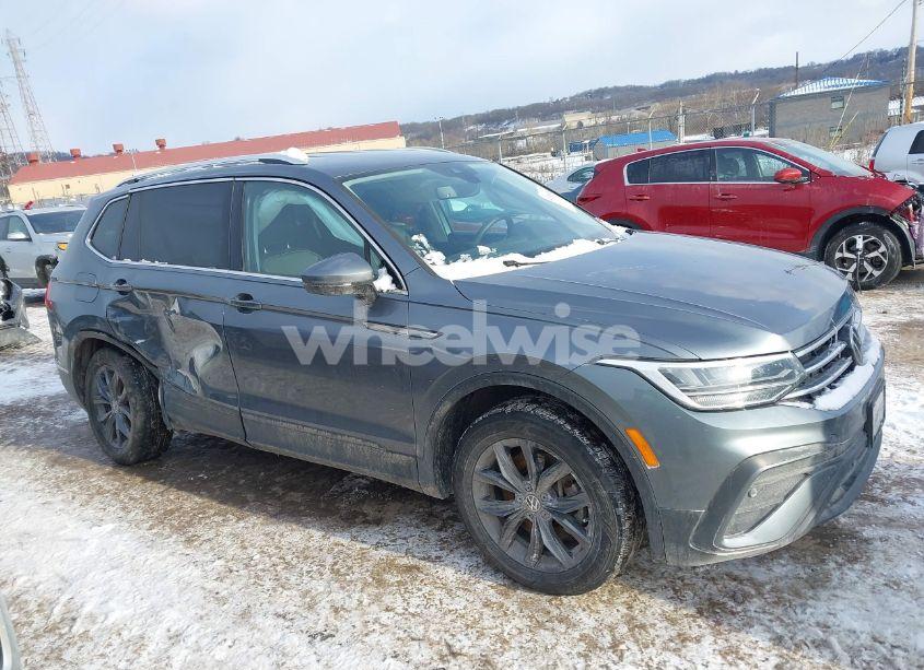 Photo 13 of 2022 Volkswagen Tiguan 2.0T SE (VIN 3VV2B7AX2NM094136)