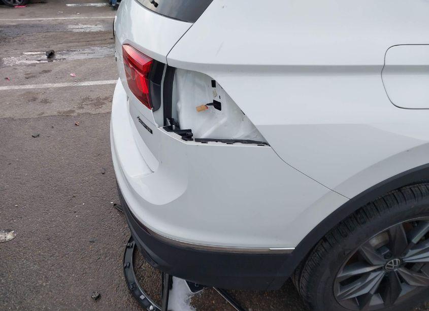Photo 19 of 2022 Volkswagen Tiguan 2.0T SE (VIN 3VV2B7AX2NM123540)