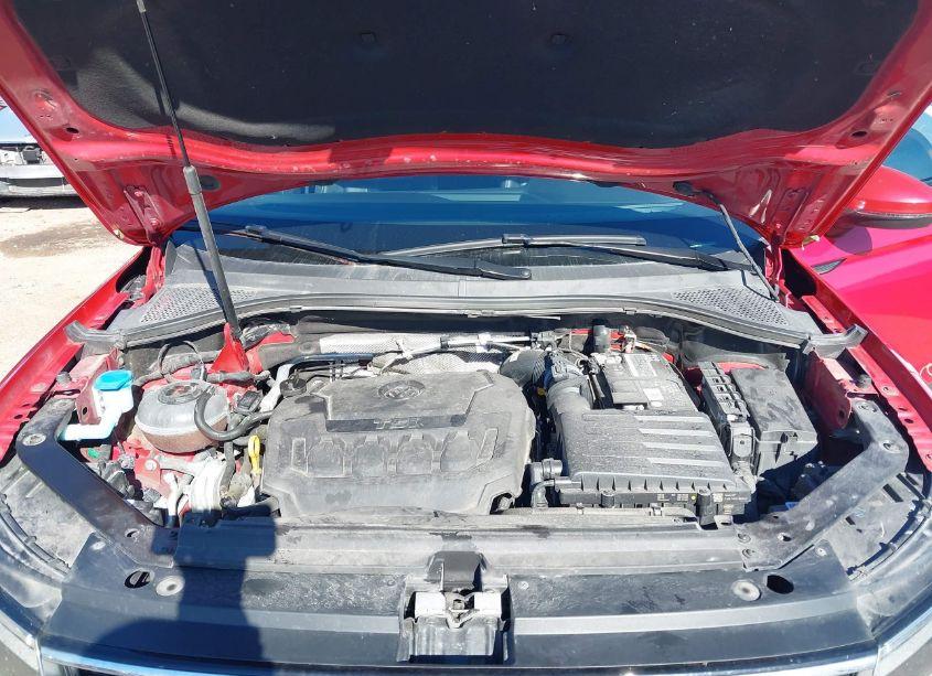 Photo 10 of 2022 Volkswagen Tiguan 2.0T SE (VIN 3VV2B7AX2NM168798)