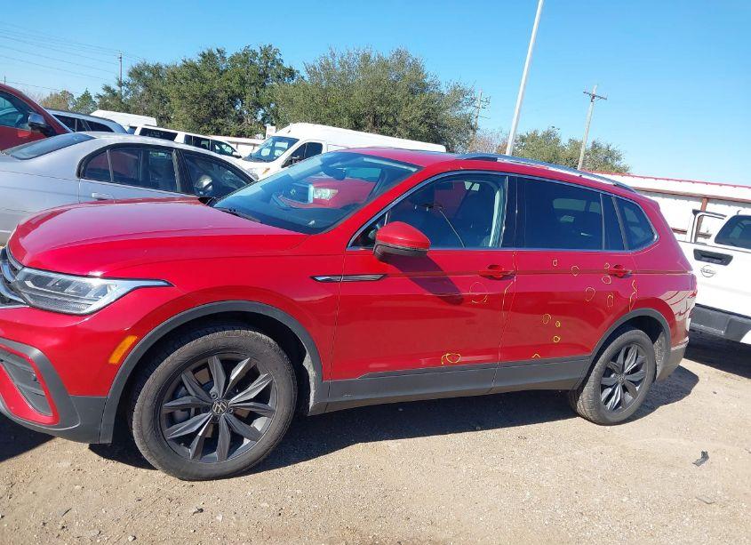 Photo 14 of 2022 Volkswagen Tiguan 2.0T SE (VIN 3VV2B7AX2NM168798)