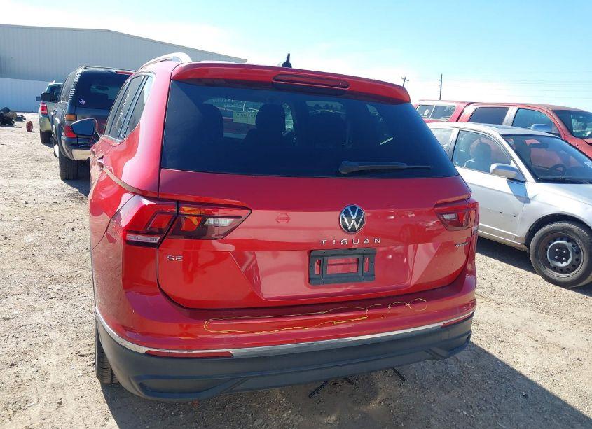 Photo 16 of 2022 Volkswagen Tiguan 2.0T SE (VIN 3VV2B7AX2NM168798)