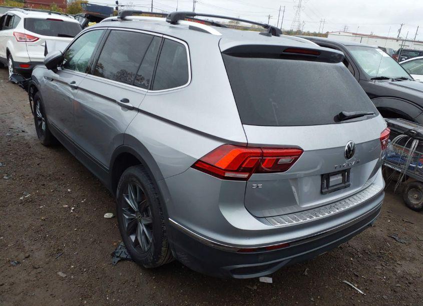 Photo 3 of 2024 Volkswagen Tiguan 2.0T SE/WOLFSBURG EDITION (VIN 3VV2B7AX2RM006305)