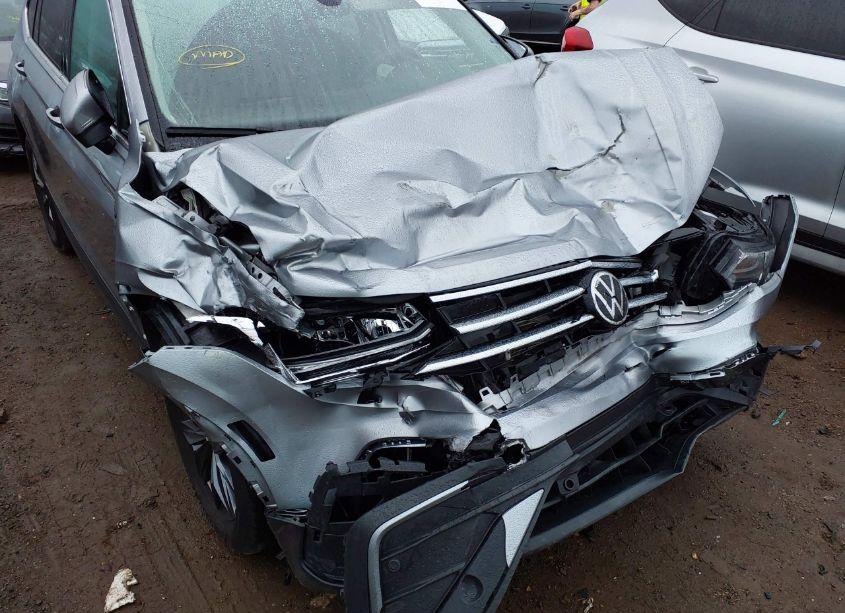 Photo 6 of 2024 Volkswagen Tiguan 2.0T SE/WOLFSBURG EDITION (VIN 3VV2B7AX2RM006305)