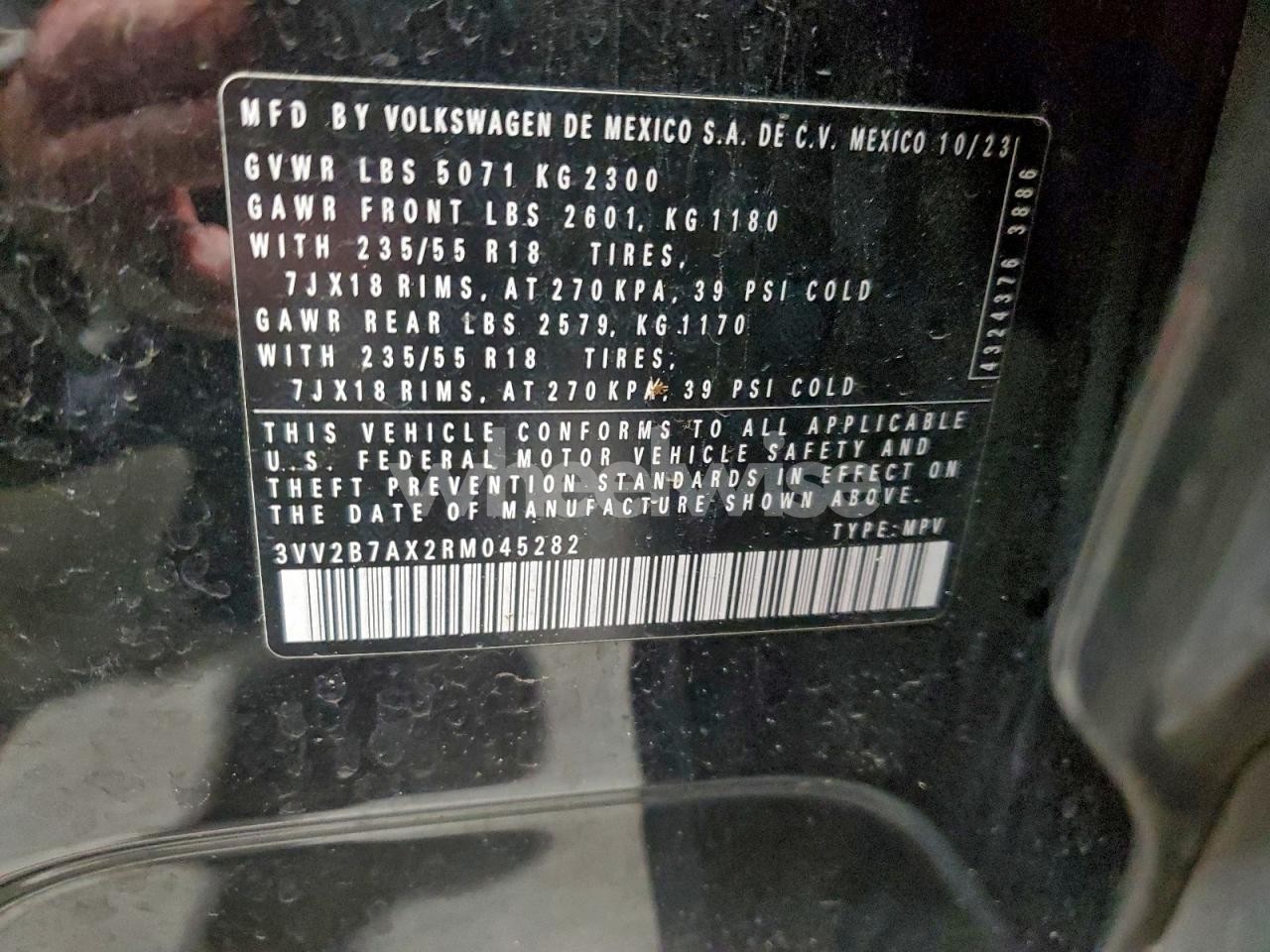 Photo 13 of 2024 VOLKSWAGEN TIGUAN SE (VIN 3VV2B7AX2RM045282)