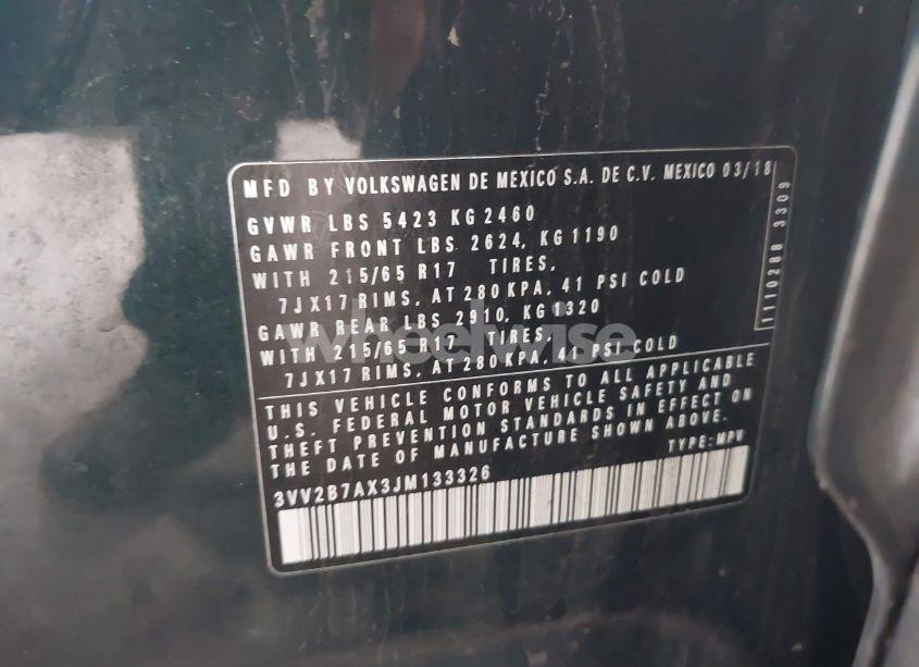 Photo 9 of 2018 Volkswagen Tiguan 2.0T SE/2.0T SEL (VIN 3VV2B7AX3JM133326)