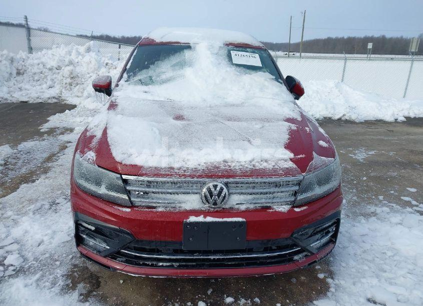 Photo 12 of 2018 Volkswagen Tiguan 2.0T SE/2.0T SEL (VIN 3VV2B7AX3JM148893)
