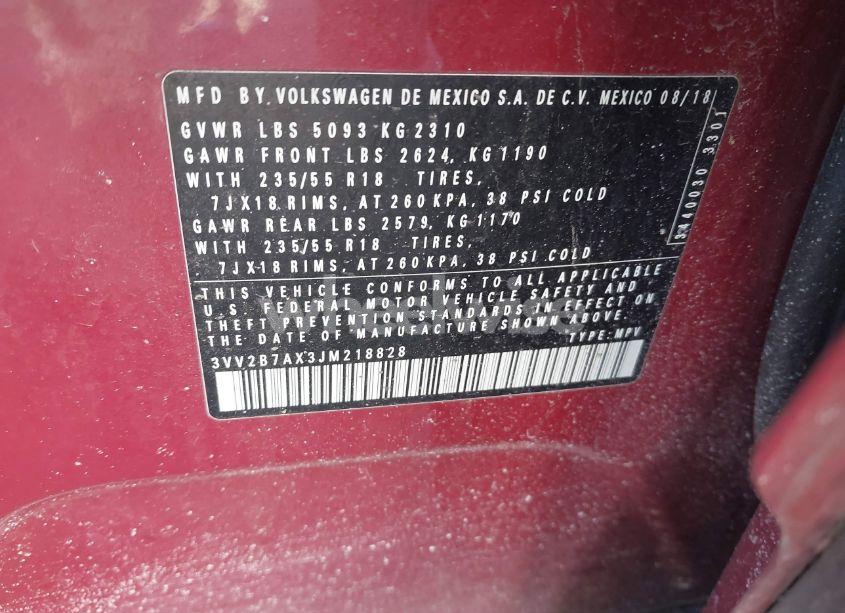 Photo 9 of 2018 Volkswagen Tiguan (VIN 3VV2B7AX3JM218828)