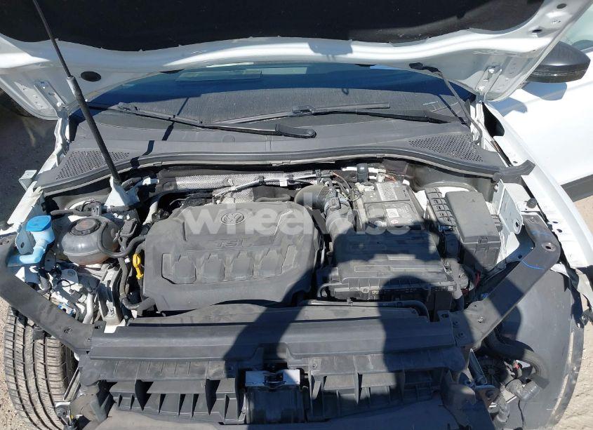 Photo 10 of 2019 Volkswagen Tiguan 2.0T SE/2.0T SEL/2.0T SEL R-LINE/2.0T SEL R-LINE BLACK (VIN 3VV2B7AX3KM040727)