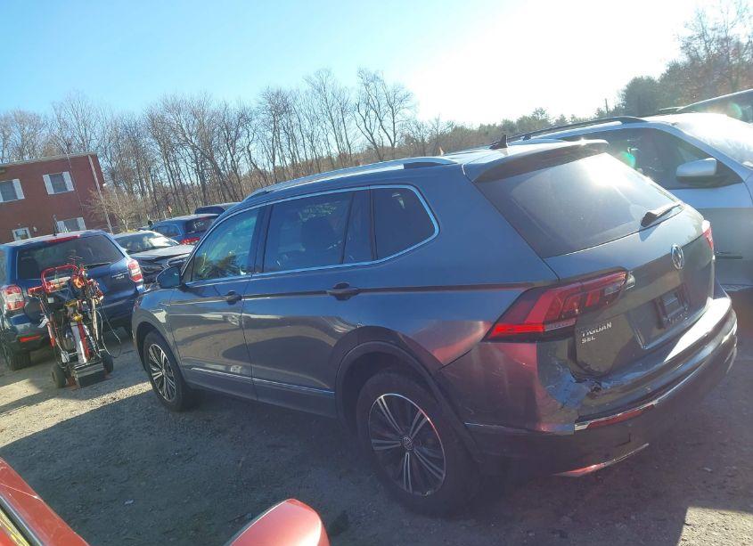 Photo 14 of 2019 Volkswagen Tiguan 2.0T SE/2.0T SEL/2.0T SEL R-LINE/2.0T SEL R-LINE BLACK (VIN 3VV2B7AX3KM144716)