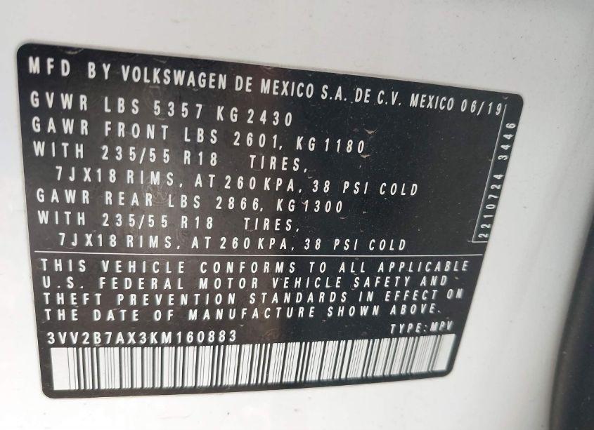 Photo 9 of 2019 Volkswagen Tiguan 2.0T SE/2.0T SEL/2.0T SEL R-LINE/2.0T SEL R-LINE BLACK (VIN 3VV2B7AX3KM160883)