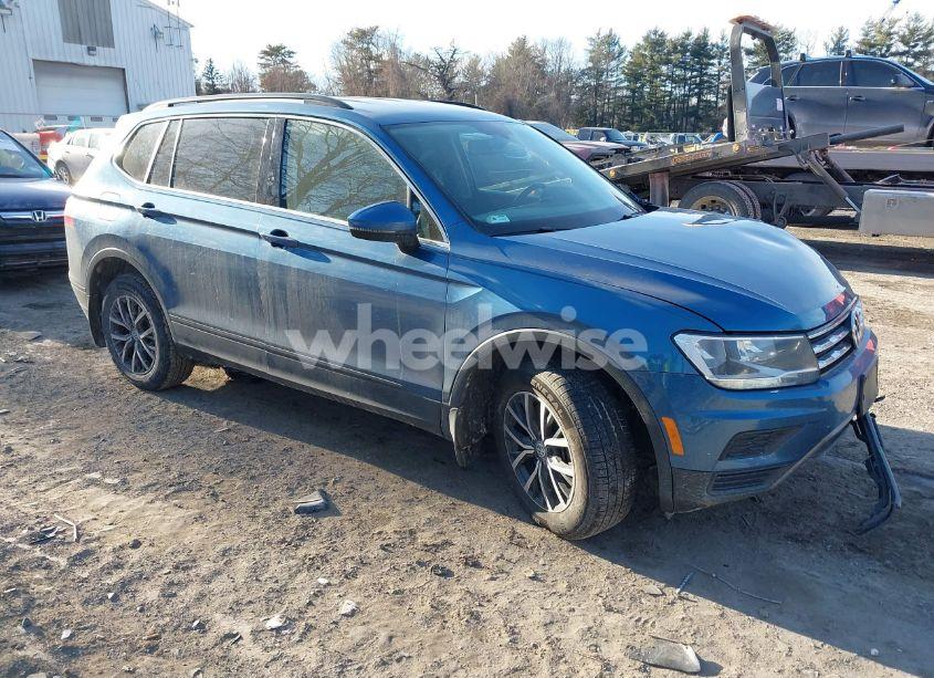 2019 Volkswagen Tiguan 2.0T SE/2.0T SEL/2.0T SEL R-LINE/2.0T SEL R-LINE BLACK (VIN 3VV2B7AX3KM170832) main photo